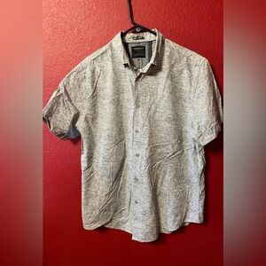 Denim & Flower men’s button down T-shirt short sleeve size L